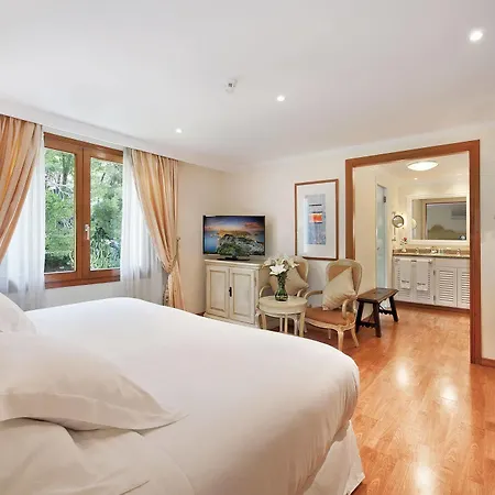 Formentor, A Royal Hideaway 波连萨港